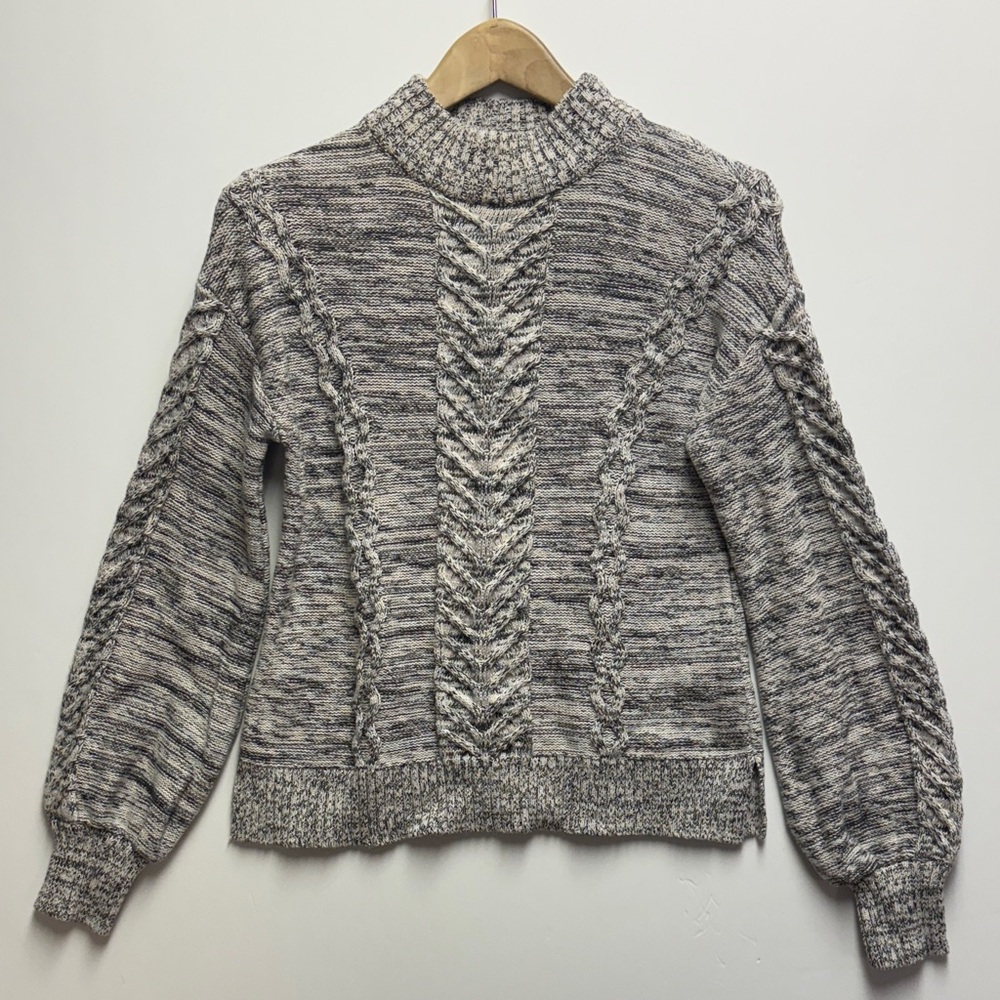 GAP Marled Gray Cable Knit Turtleneck Sweater